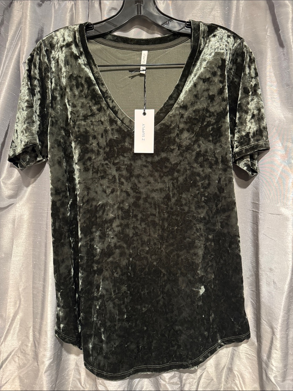 Z Supply Grey Crushed Velvet V-Neck Tee size Medium NWT